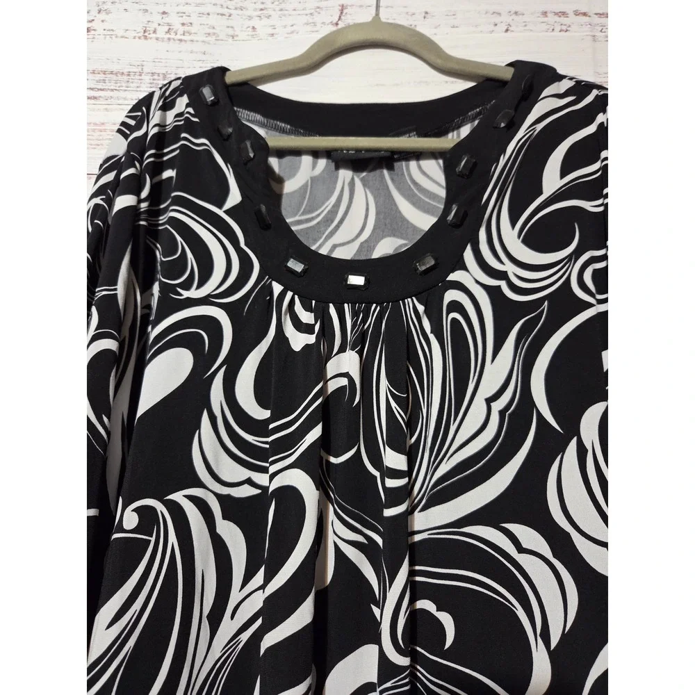 Maggie Barnes Womens Plus 4X Black White Swirl Beaded Ruffle Sleeve Blouse Top